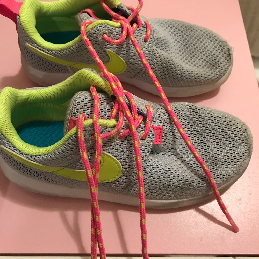 Nike ROSHERUN | Kids | 11c